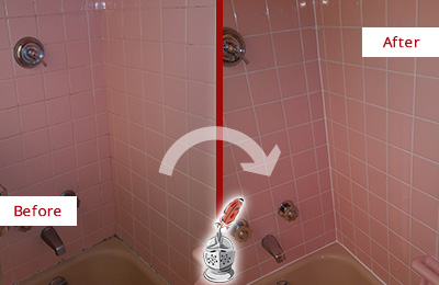 Before and After Picture of a Dripping Springs Bathtub Caulked to Eliminate Mold